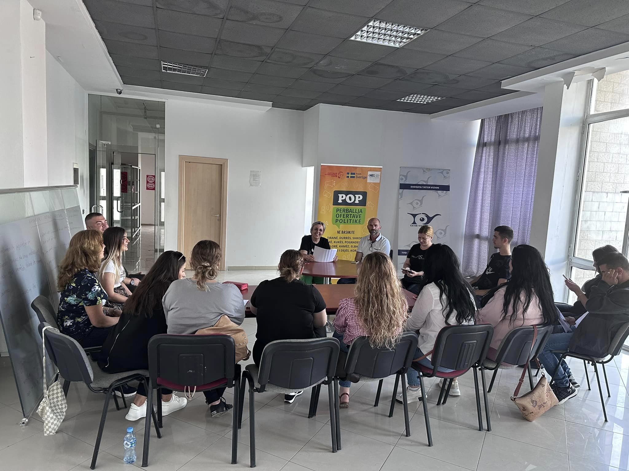 Tryezë Diskutimi mbi Konsultimin Publik në Bashkinë Elbasan
